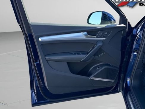 Used 2024 Audi Q5 2.0T Prestige image 10