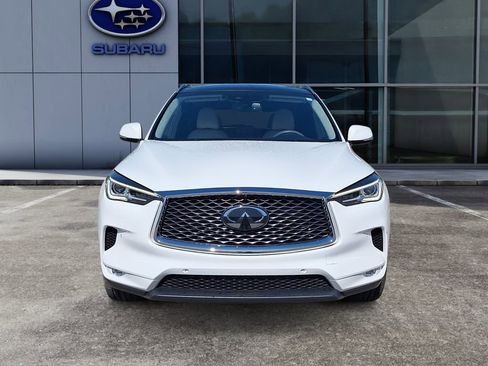 Used 2019 INFINITI QX50 Essential w/ Premium Heat Package AWD/4WD image 3