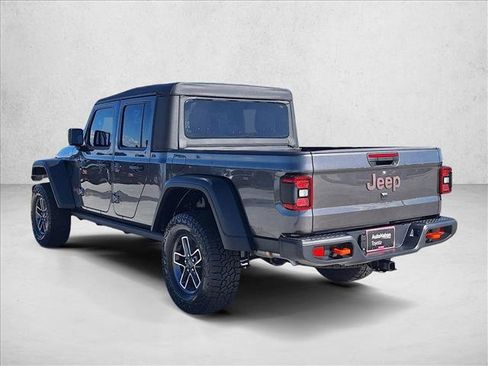 Used 2025 Jeep Gladiator Mojave AWD/4WD image 7