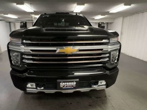 Certified 2021 Chevrolet Silverado 3500 High Country image 3