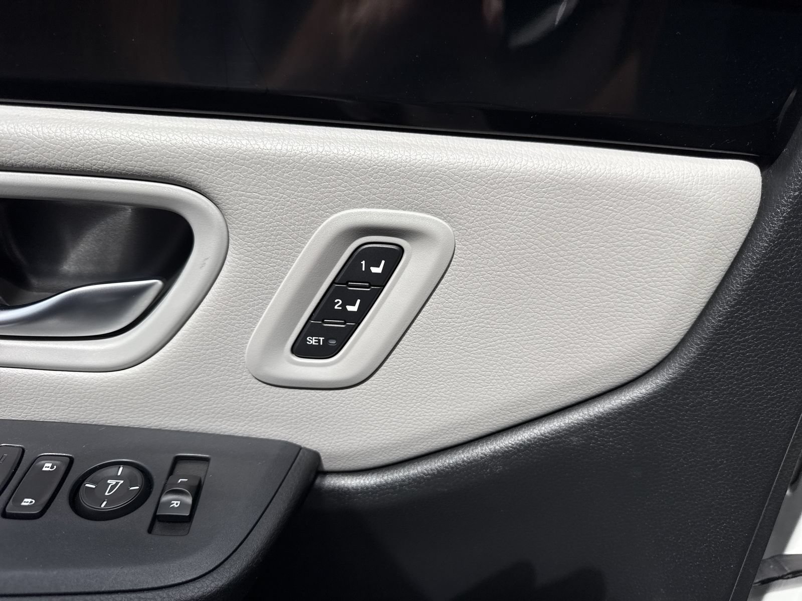 Used 2023 Honda Pilot Touring image 20