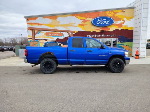 Used 2007 Dodge Ram 1500 Truck SLT w/ Quad Cab Big Horn Value Group image 9