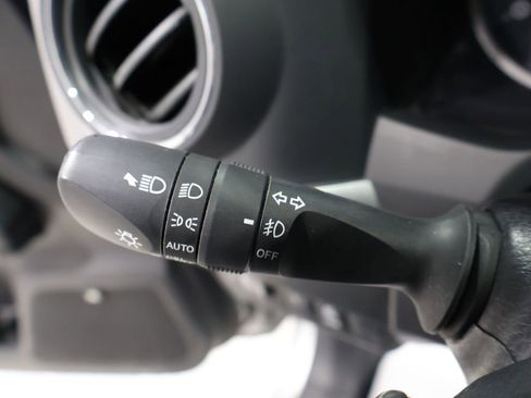 Used 2023 Toyota Tacoma Limited image 37