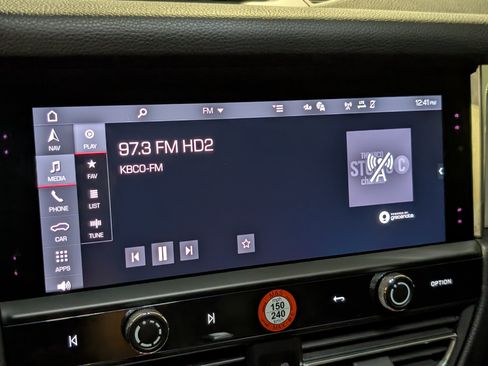 Certified 2026 Porsche Macan AWD/4WD image 37