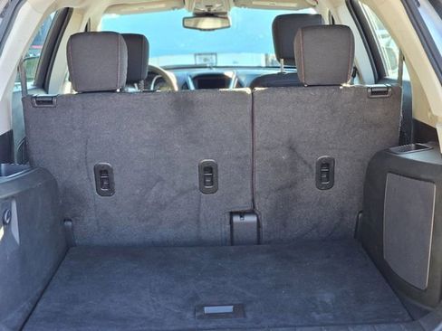 Used 2017 Chevrolet Equinox LS image 23