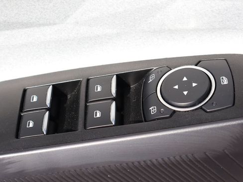 Used 2025 Ford Maverick XLT w/ Equipment Group 301A image 17