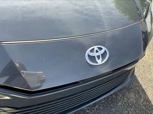 Certified 2025 Toyota Camry LE image 27