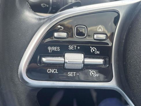 Certified 2020 Mercedes-Benz C 300 4MATIC Sedan image 32