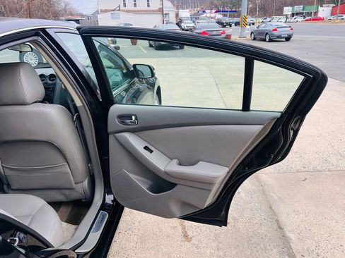 Used 2007 Nissan Altima 3.5 SE w/ Emergency Aid Pkg image 20