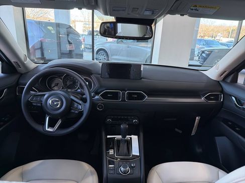 Used 2025 MAZDA CX-5 AWD 2.5 S w/ Preferred Package image 18