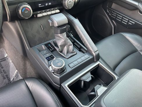 Certified 2025 Toyota 4Runner SR5 image 18