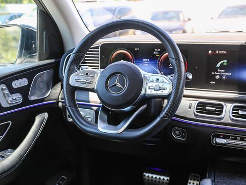 Certified 2023 Mercedes-Benz GLS 580 4MATIC image 13