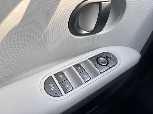 New 2025 Hyundai Ioniq 5 SEL image 31