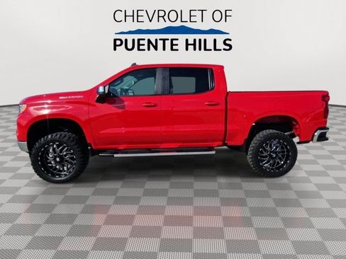 Used 2022 Chevrolet Silverado 1500 LT RWD image 5