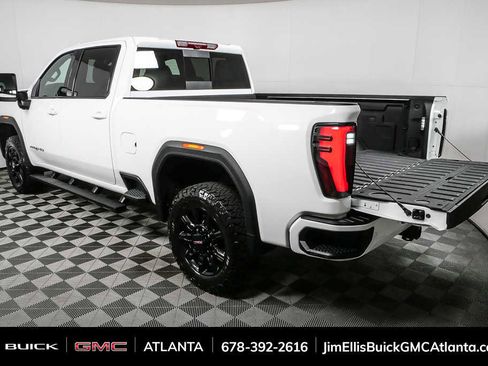 Used 2025 GMC Sierra 2500 AT4 w/ AT4 Premium Plus Package AWD/4WD image 32