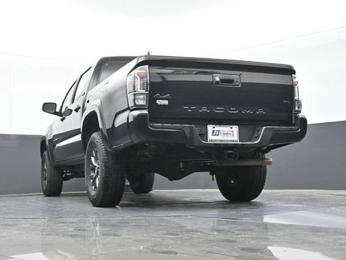 Used 2022 Toyota Tacoma SR5 w/ Technology Package AWD/4WD image 47