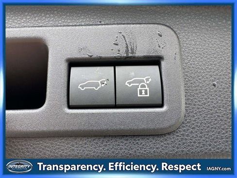 Used 2025 Toyota 4Runner TRD Off-Road image 14