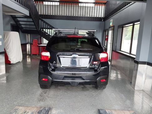 Used 2014 Subaru Crosstrek 2.0i Limited AWD/4WD image 10