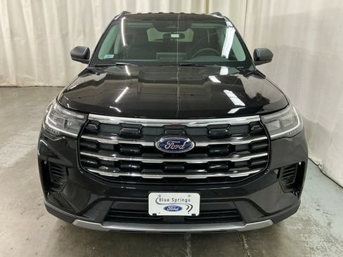 New 2026 Ford Explorer Active AWD/4WD image 10