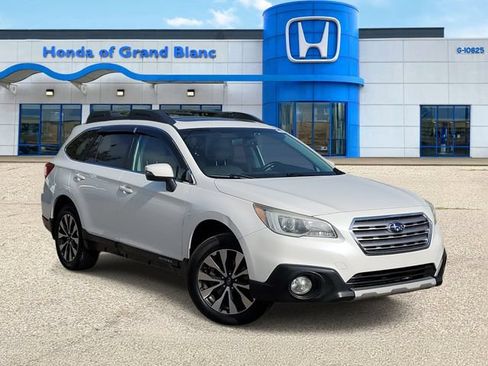 Used 2016 Subaru Outback 2.5i Limited AWD/4WD image 1