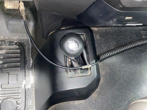 Used 2018 Ford F550 4x4 Regular Cab Super Duty image 13