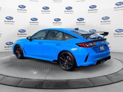 Used 2025 Honda Civic Type R image 3