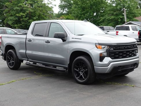 Used 2024 Chevrolet Silverado 1500 Custom w/ Rally Edition AWD/4WD image 4