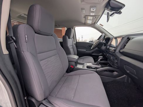 Used 2023 Nissan Frontier S w/ Technology Package image 39