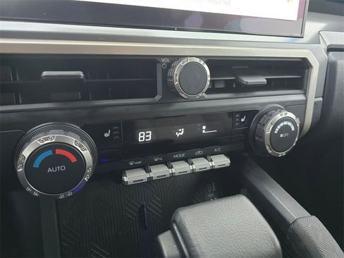 Used 2024 Toyota Tacoma TRD Off-Road image 26