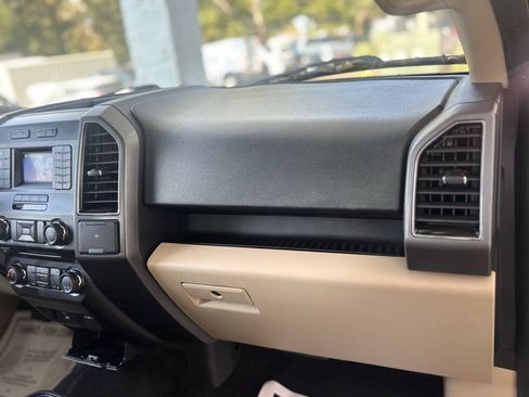 Used 2018 Ford F150 XLT w/ Equipment Group 301A Mid RWD image 25