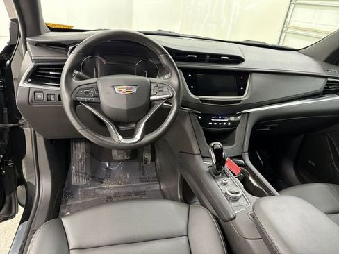 Certified 2024 Cadillac XT6 Luxury w/ LPO, Floor Liner Package image 22