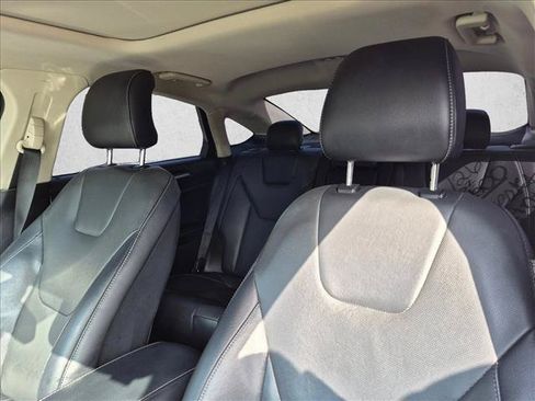 Used 2019 Ford Fusion Titanium FWD image 15