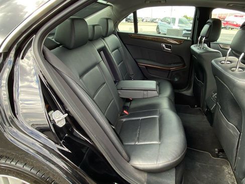 Used 2011 Mercedes-Benz E 350 4MATIC Sedan image 21