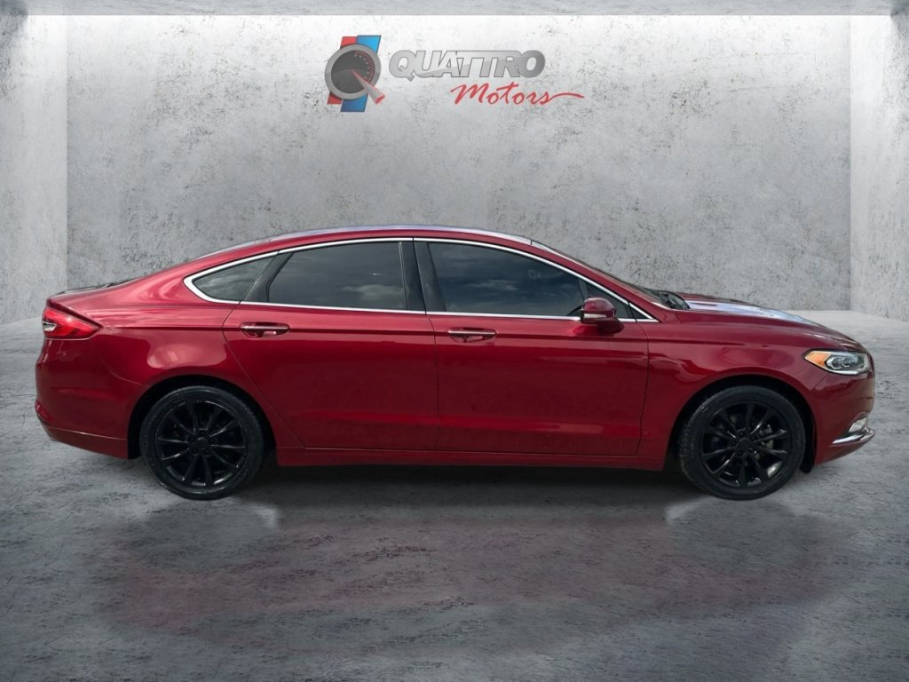 Used 2017 Ford Fusion SE w/ Fusion SE Technology Package FWD image 7