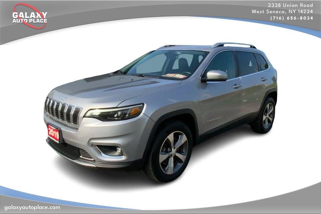 Used 2019 Jeep Cherokee Limited AWD/4WD image 1