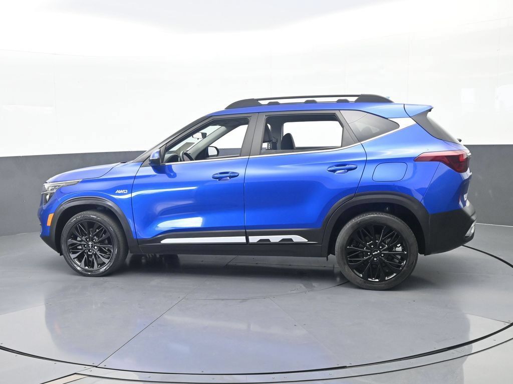 Used 2023 Kia Seltos Nightfall Edition AWD/4WD image 3