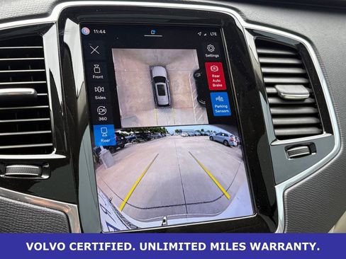 Certified 2024 Volvo XC90 B6 Plus AWD/4WD image 24