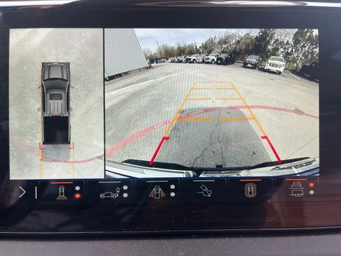 Used 2024 GMC Sierra 1500 Denali Ultimate image 13