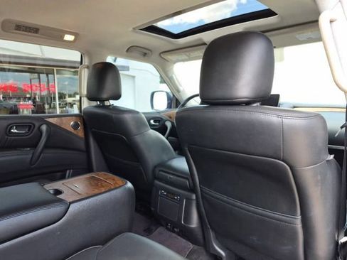 Used 2021 Nissan Armada SL w/ Captain's Chairs Package RWD image 18