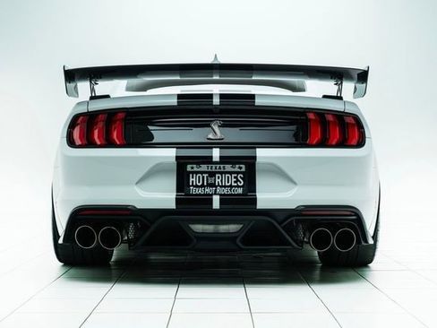 Used 2021 Ford Mustang Shelby GT500 w/ Carbon Fiber Track Pack image 17