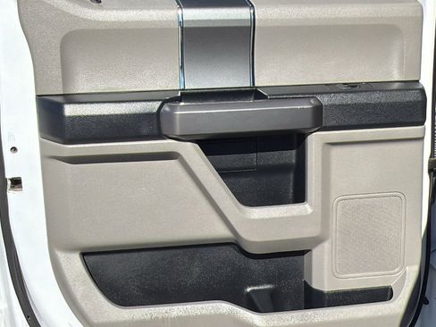 Used 2020 Ford F150 XLT w/ Equipment Group 302A Luxury image 14