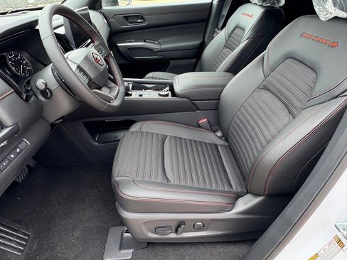 New 2026 Nissan Pathfinder Rock Creek AWD/4WD image 18