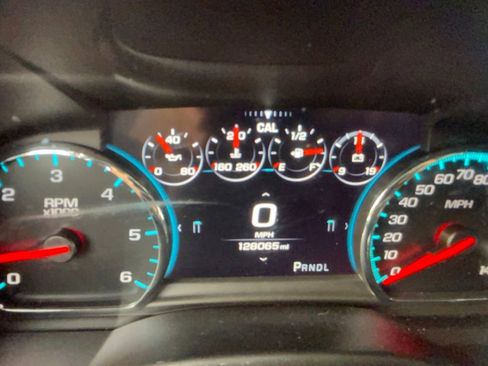 Used 2019 Chevrolet Tahoe Premier RWD image 59