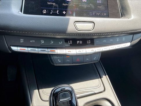 Used 2023 Cadillac XT4 Premium Luxury w/ Cold Weather Package AWD/4WD image 15