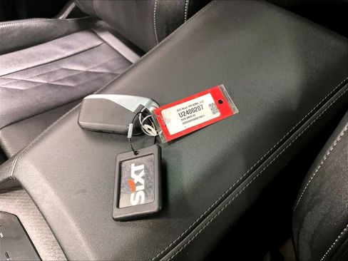 Used 2025 BMW X3 xDrive30i image 31