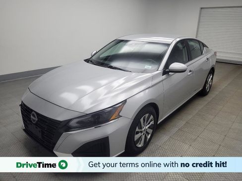 Used 2023 Nissan Altima 2.5 S image 1