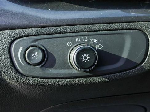 Used 2019 Buick Encore Preferred w/ Safety Package image 13