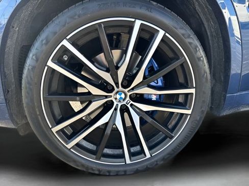Used 2022 BMW X5 xDrive40i w/ M Sport Package AWD/4WD image 27