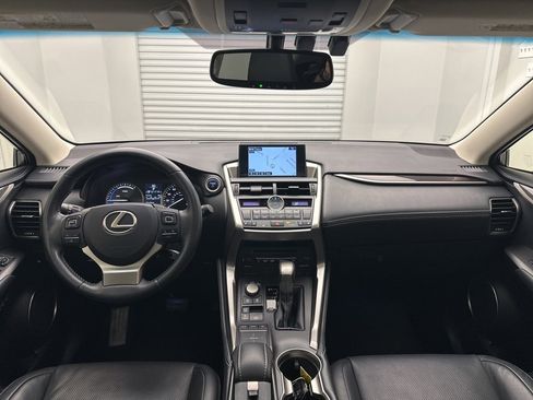 Used 2015 Lexus NX 300h AWD image 17