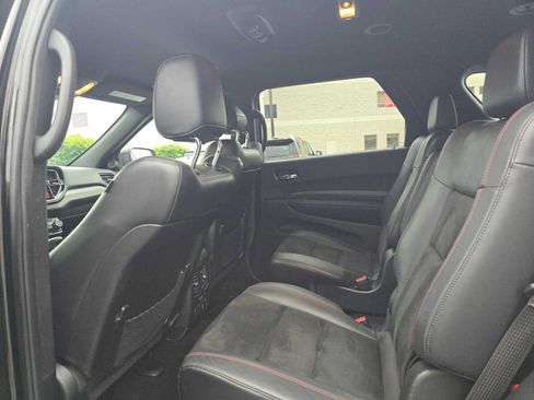 Used 2022 Dodge Durango R/T w/ Trailer Tow Group IV AWD/4WD image 18